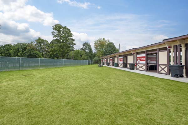600×400-Saratoga-Verandas -33 saratoga veranda rear view