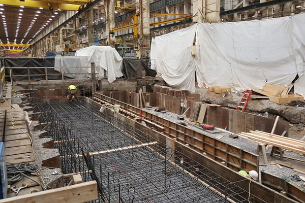 slotter foundation lay cement rebar